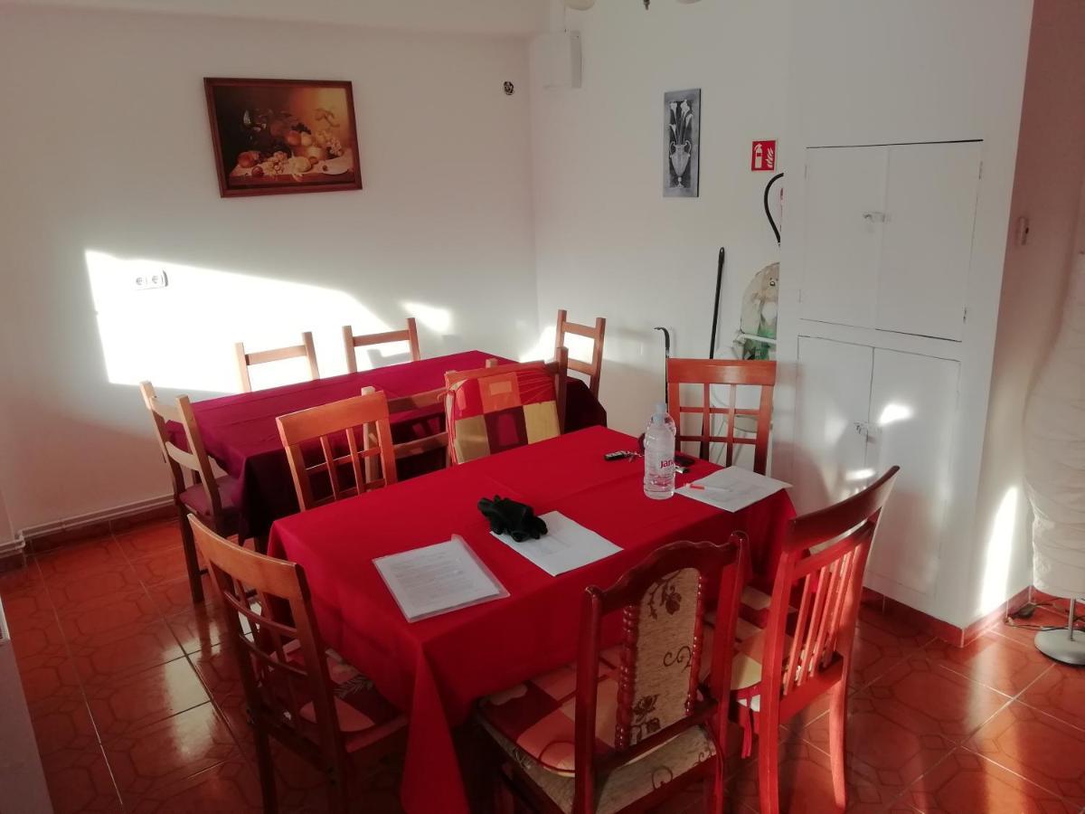 Asta La Vista Vendeghaz Hotel Мисколк Екстериор снимка